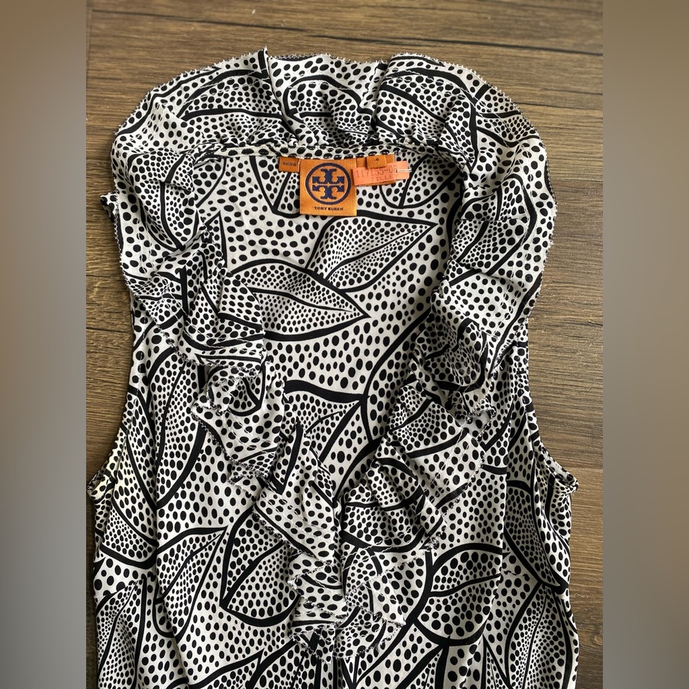 VGUC Tory Burch Sleeveless Silk Top